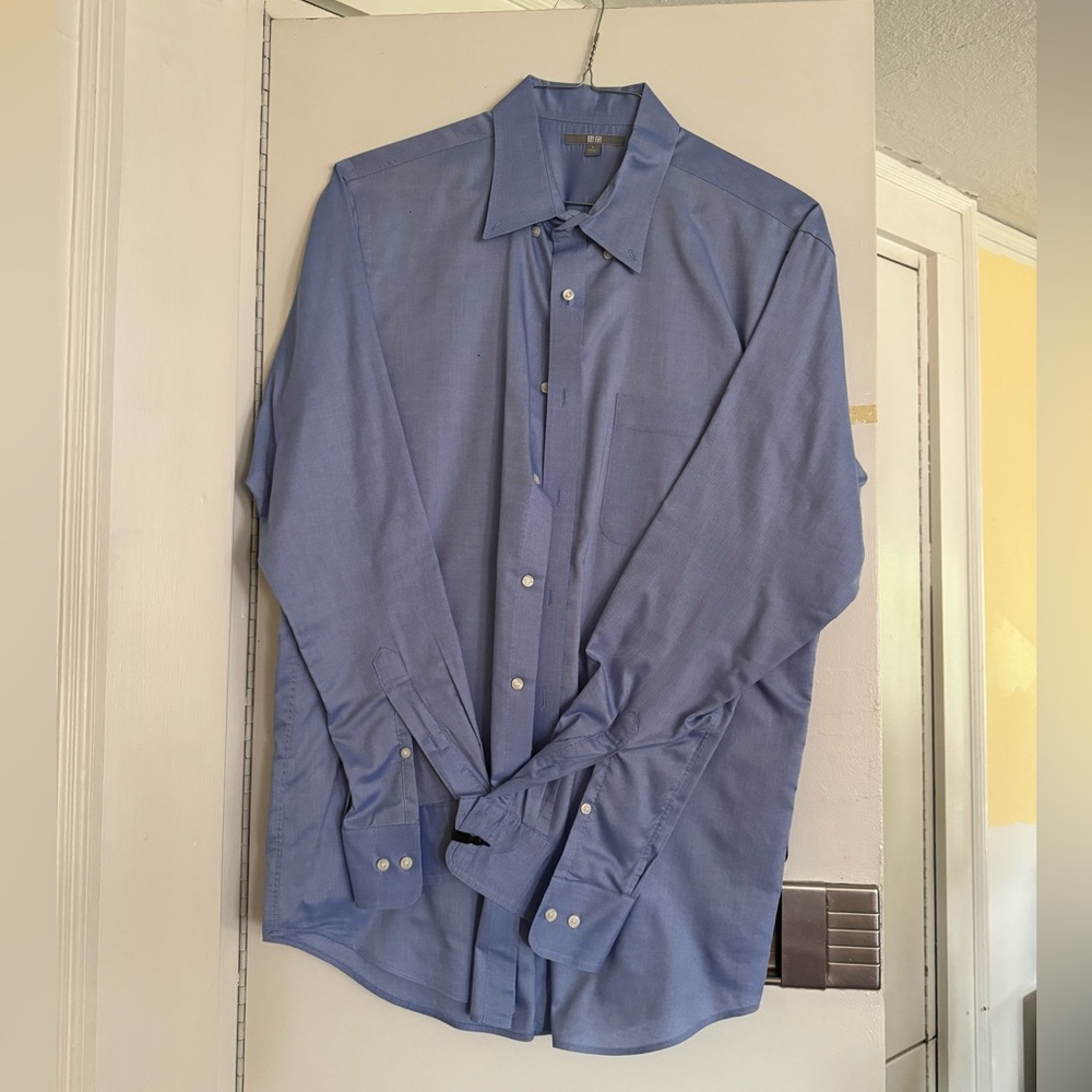 Uniqlo Men’s Oxford Button Down Shirt